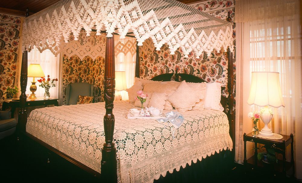 Palmer House Inn Фолмут Экстерьер фото