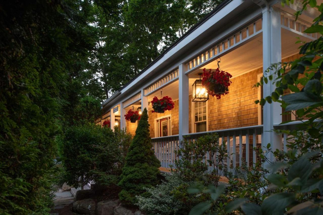 Palmer House Inn Фолмут Экстерьер фото