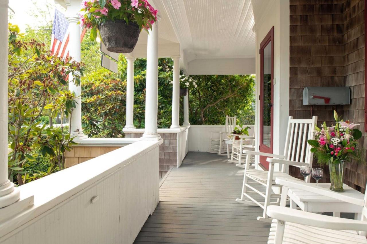 Palmer House Inn Фолмут Экстерьер фото